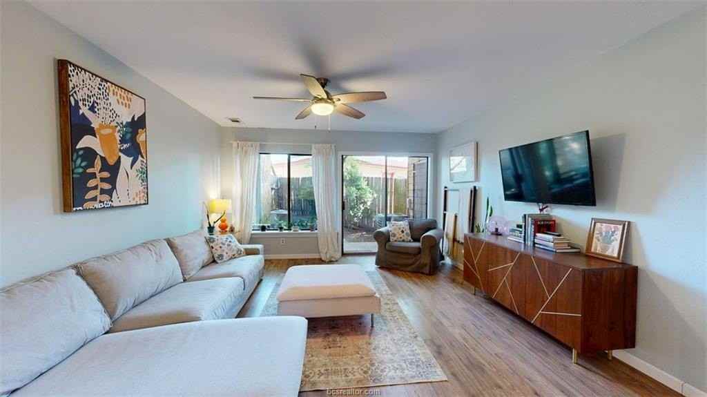 4345 Carter Creek Pkwy Apt 5 #5 - Photo 4 of 30