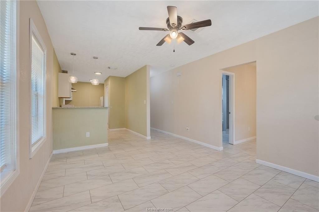 401 E 3rd St - Photo 4 of 25