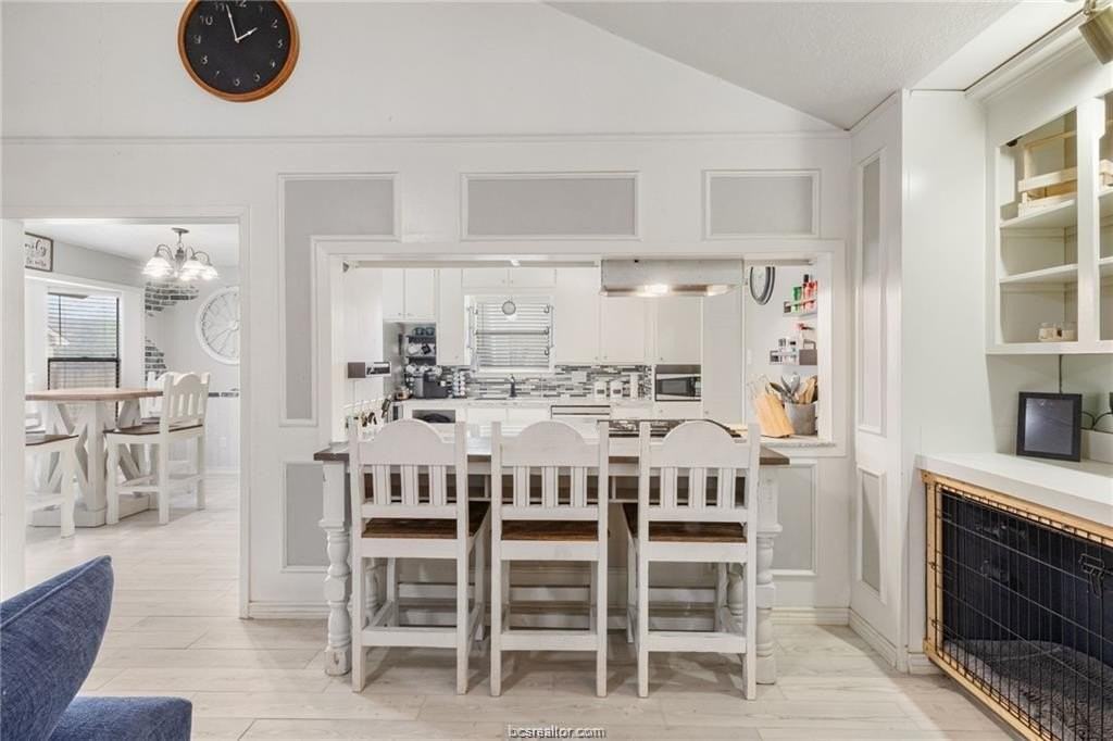 8205 Raintree Dr - Photo 7 of 26