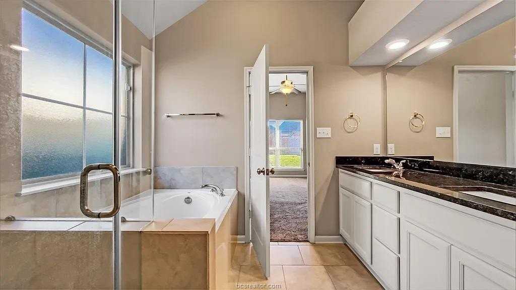 4036 Dunlap Loop - Photo 7 of 11