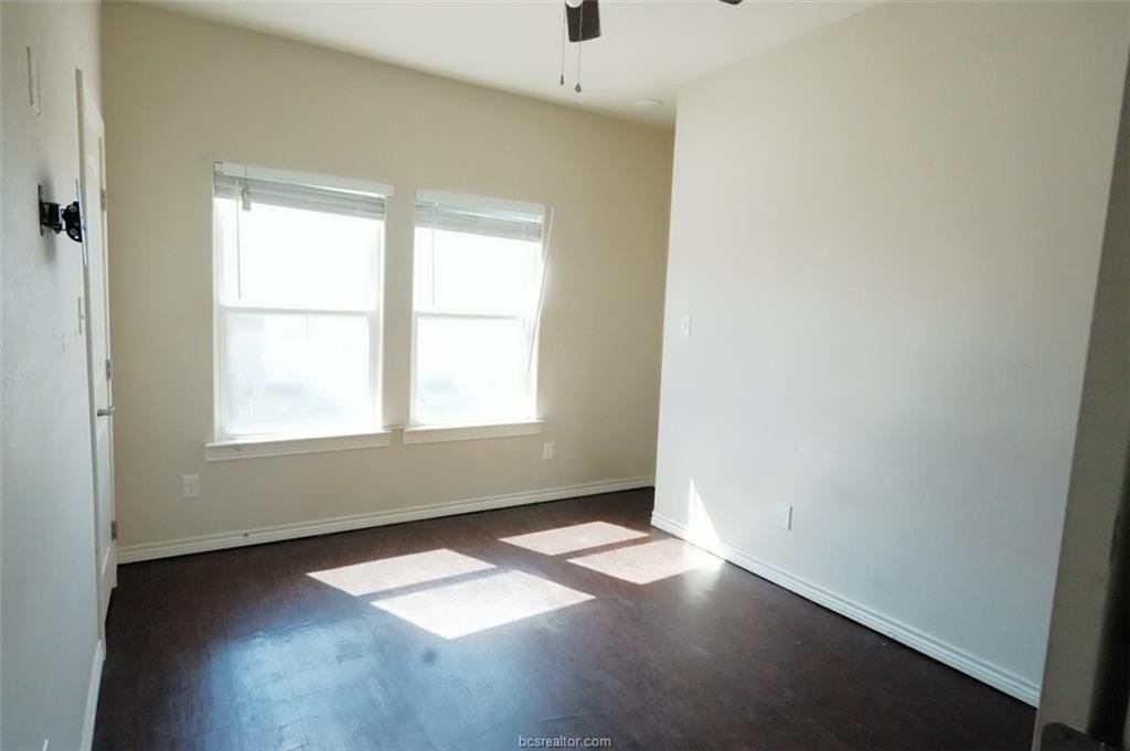 2910 Town Square Ave Unit 2502 #2502 - Photo 5 of 6