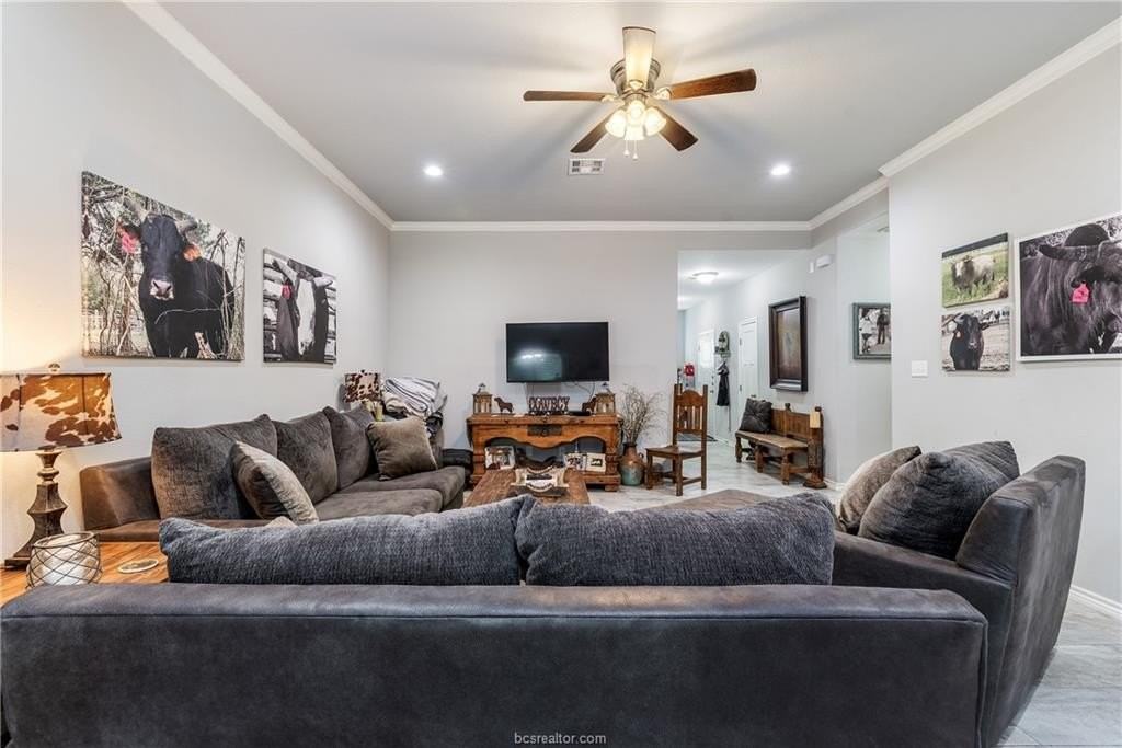 4011 Golden Eagle Dr #A - Photo 5 of 21