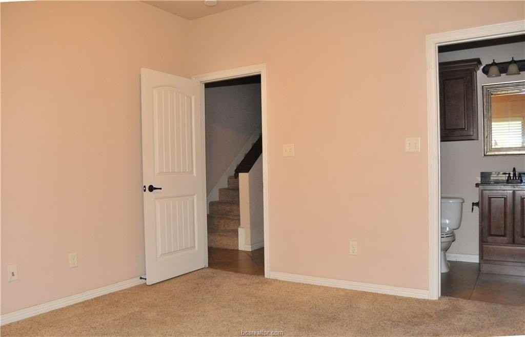 2512 Leyla Ln - Photo 5 of 17