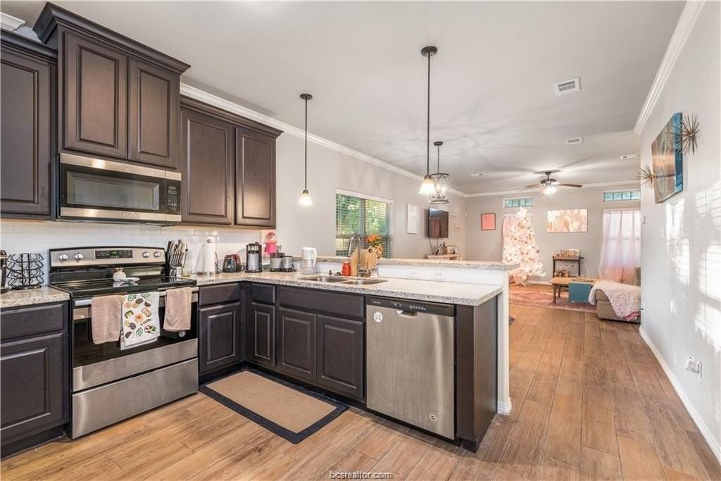 120 Richards St Unit B #B - Photo 6 of 20