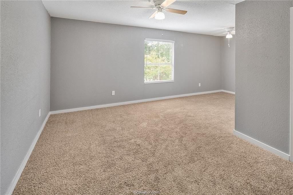 1601 Brentwood Dr Apt A #A - Photo 7 of 20