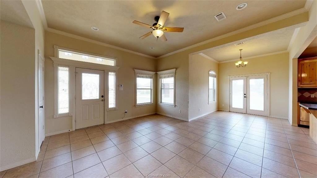 2808 Horseback Dr - Photo 7 of 44