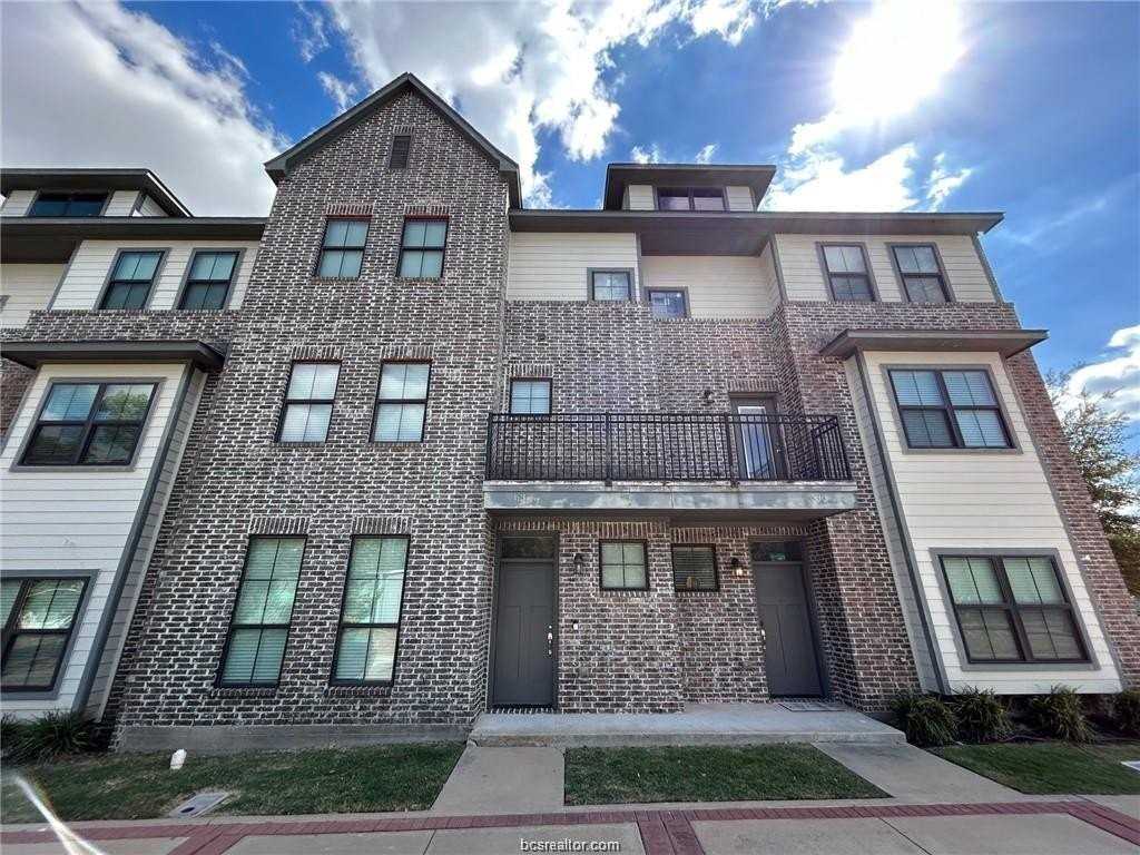 632 Clay St Unit B #B