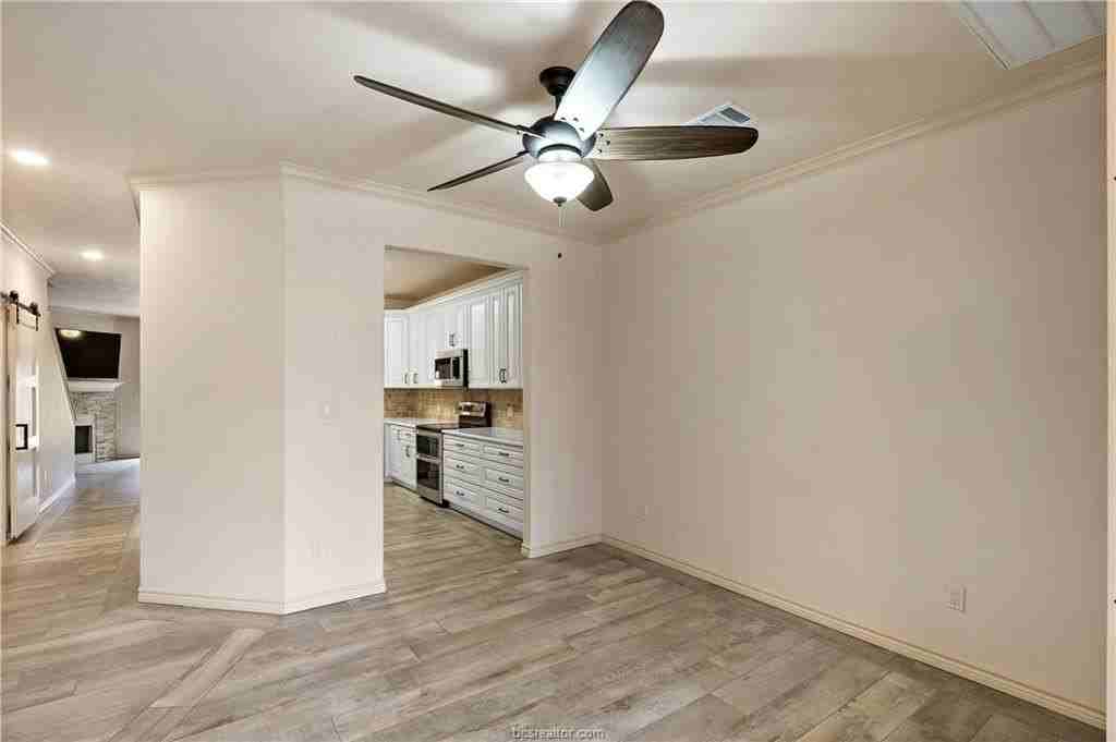 1615 Culture Ln - Photo 5 of 37