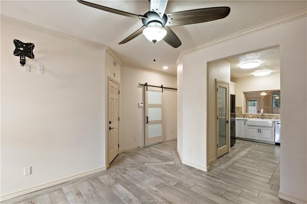 1615 Culture Ln - Photo 6 of 37