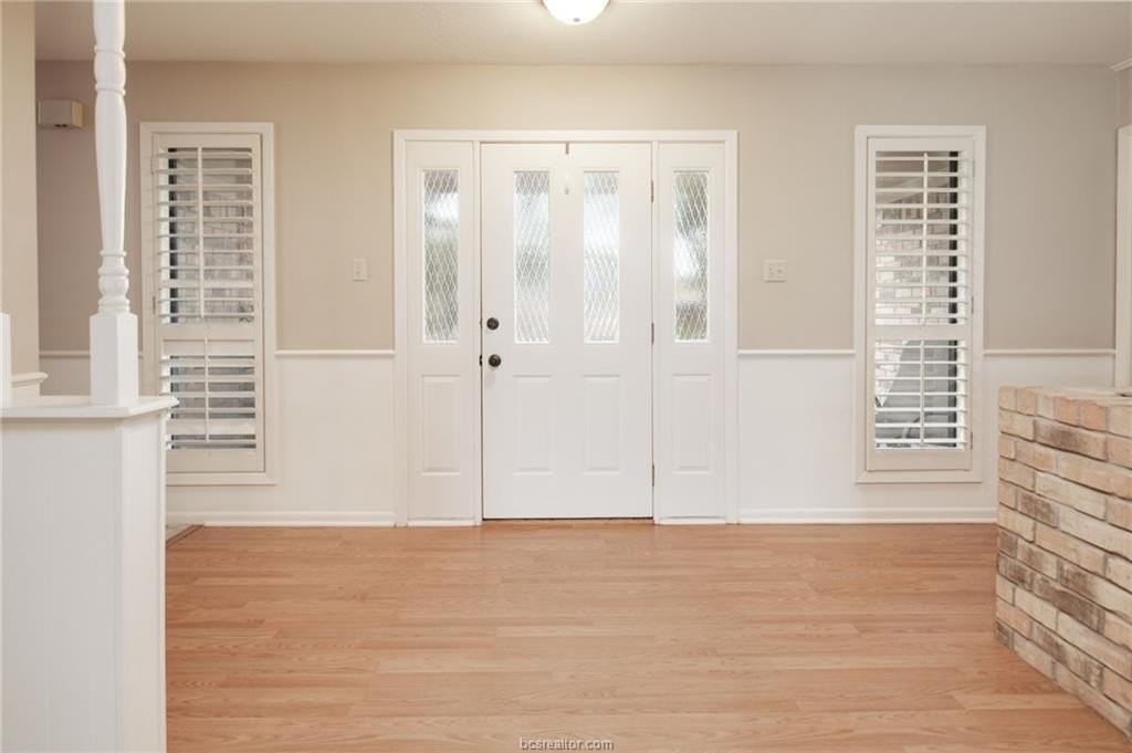 3508 Broad Oak Cir - Photo 4 of 24