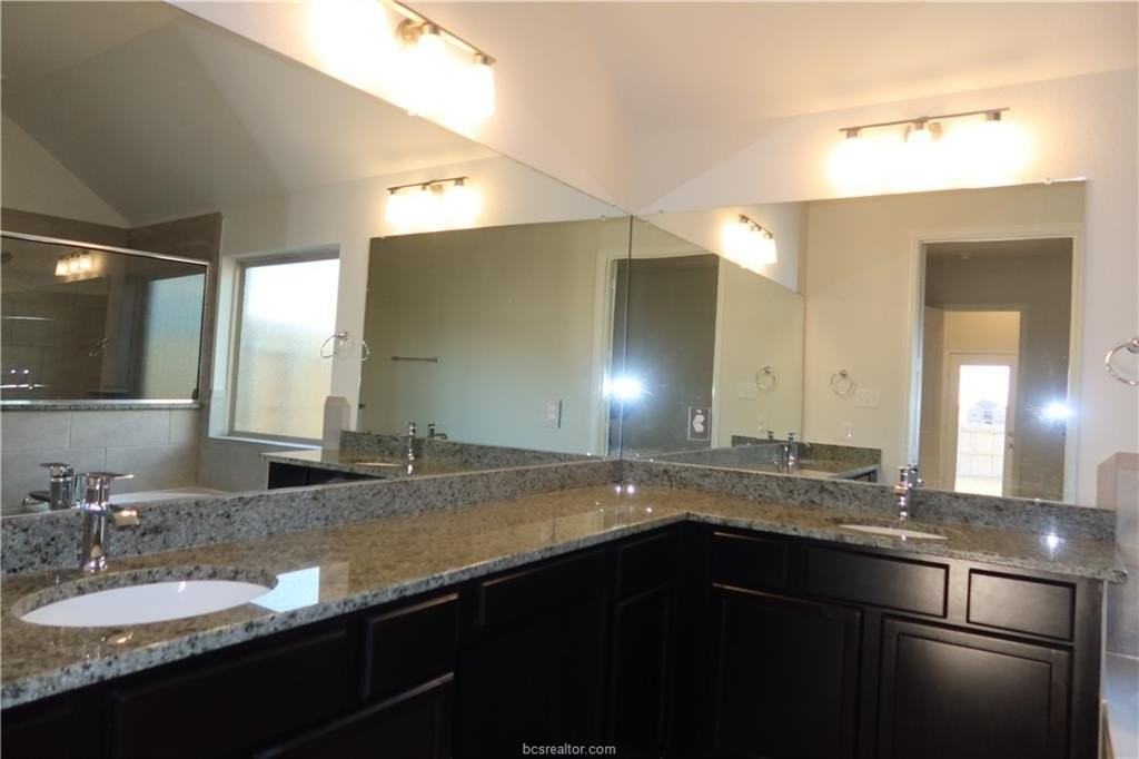 6221 Greenville Dr - Photo 5 of 26