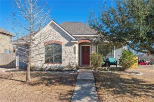 2000 Turning Leaf Dr - Photo 1 of 1