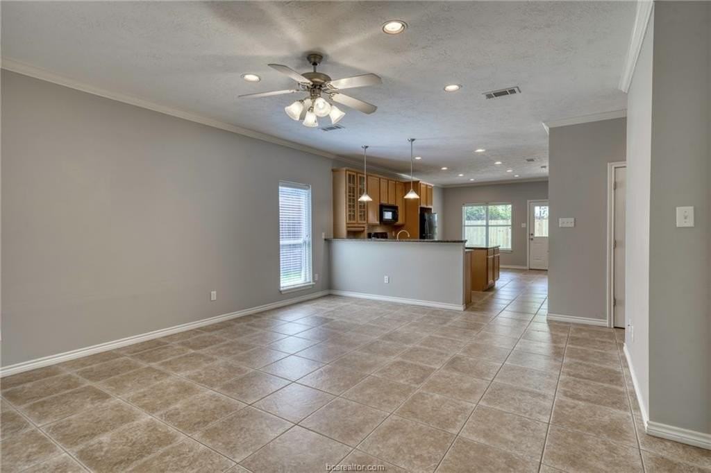 201 Richards St Unit A #A - Photo 2 of 16