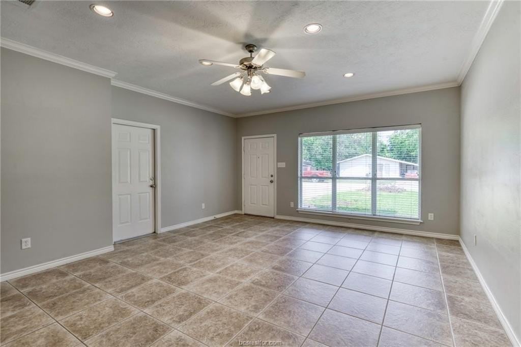 201 Richards St Unit A #A - Photo 3 of 16