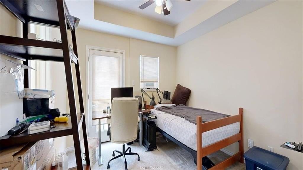 301 Nimitz St Apt F - Photo 7 of 19