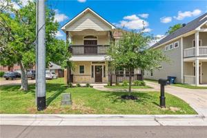 featured image of 1611 Park Pl