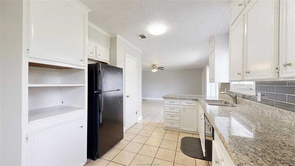 1417 Antone Ct - Photo 7 of 30