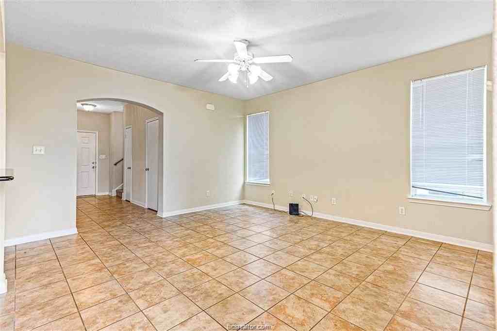 4119 Mcfarland Dr - Photo 2 of 7