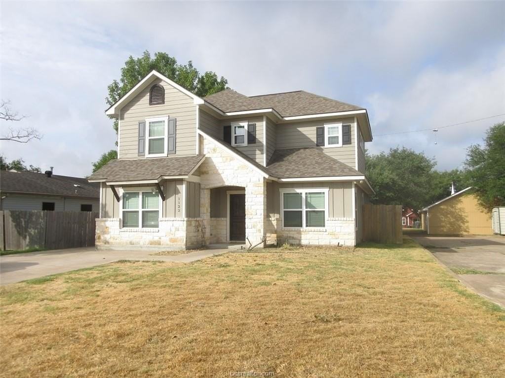 1122 Phoenix St - Photo 2 of 23