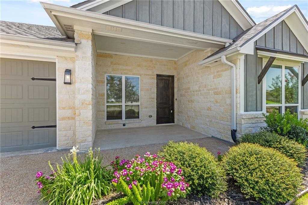 4209 Downton Abbey Ave - Photo 7 of 37