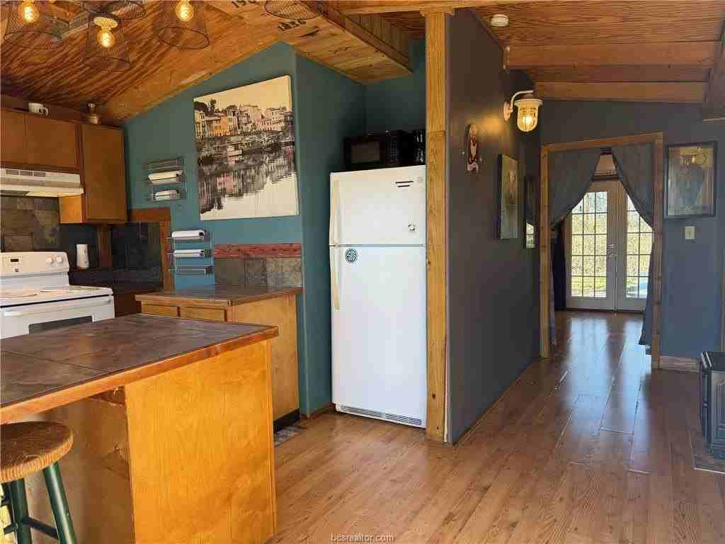 13859 Fm 2155 - Photo 5 of 17