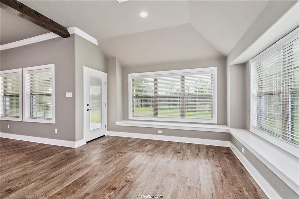 2612 Somerton Ct - Photo 4 of 29