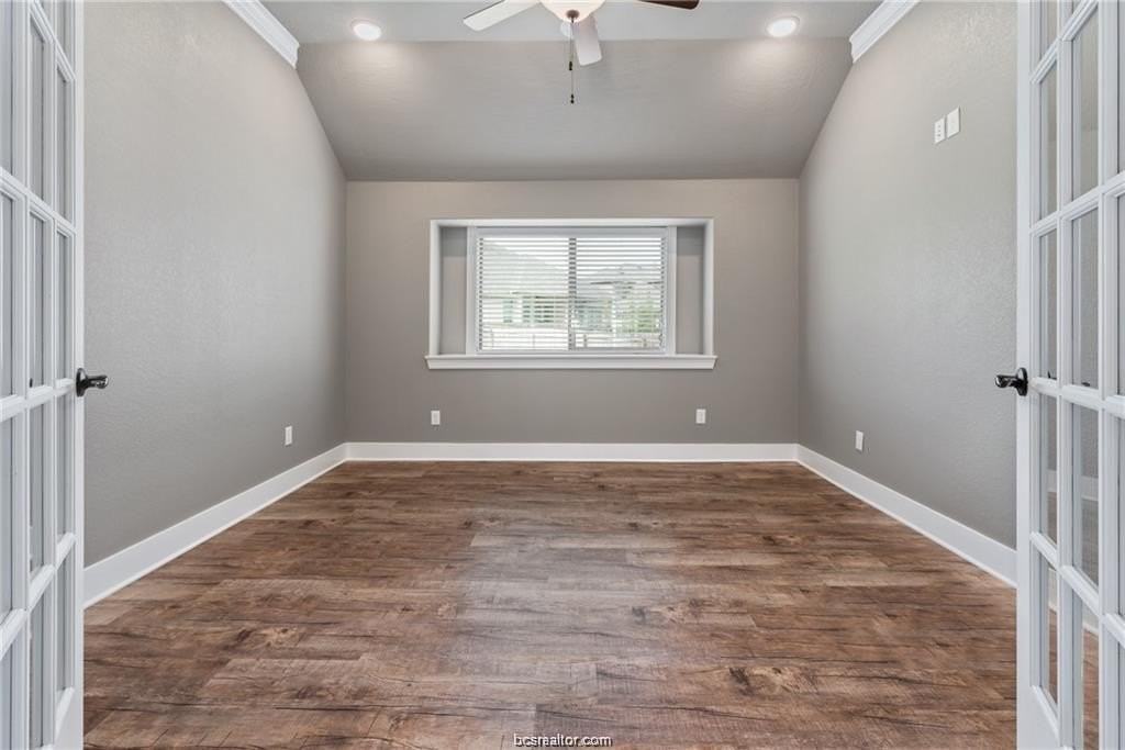 2612 Somerton Ct - Photo 7 of 29