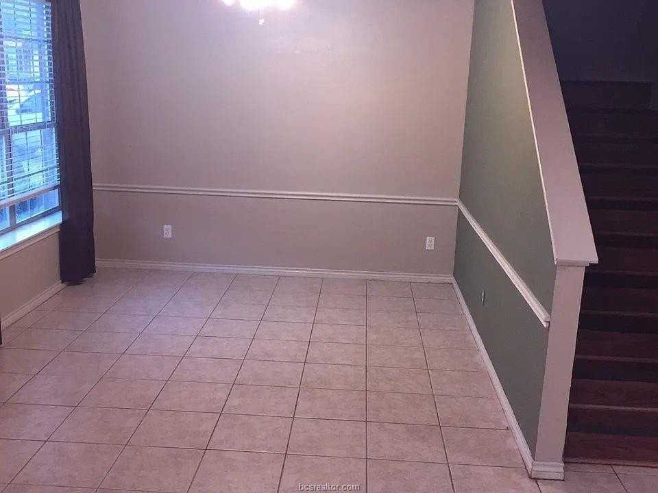 416 Forest Dr - Photo 2 of 12