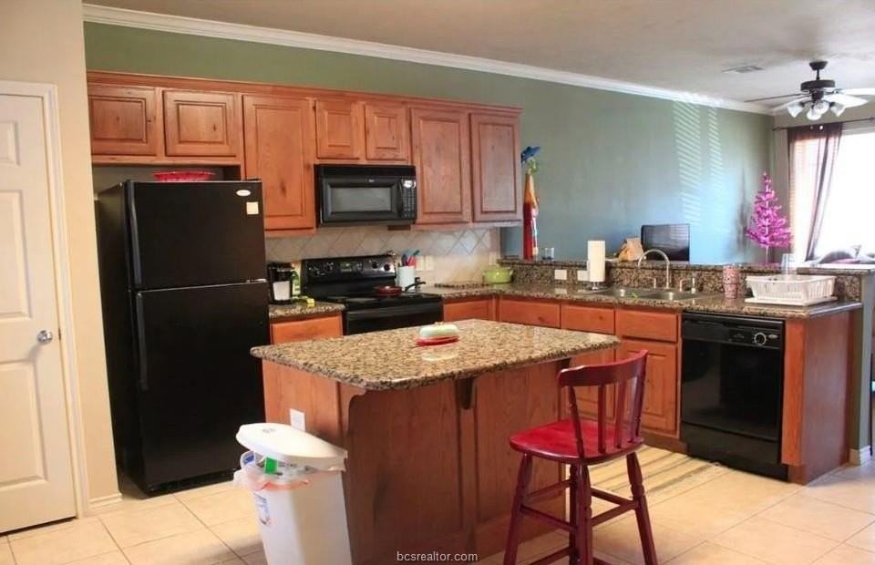 416 Forest Dr - Photo 3 of 12