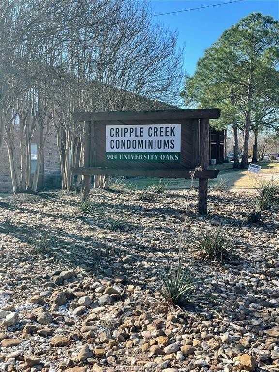 904 University Oaks Blvd Apt 40 #40 - Photo 7 of 7