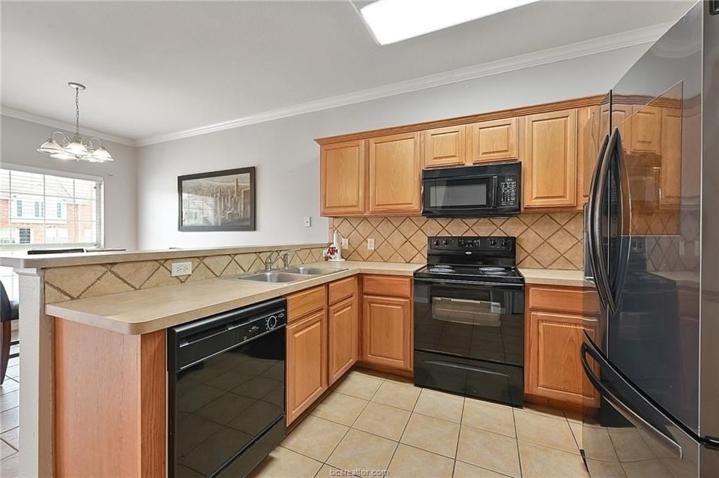 1001 Krenek Tap Rd Apt 2102 #2102 - Photo 4 of 23