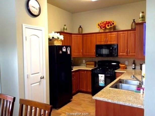 2810 Silver Oak Dr - Photo 4 of 7