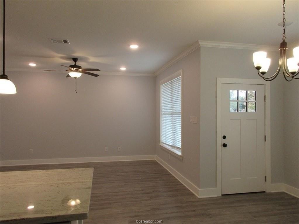 2102 Crescent Pointe Pkwy - Photo 6 of 17