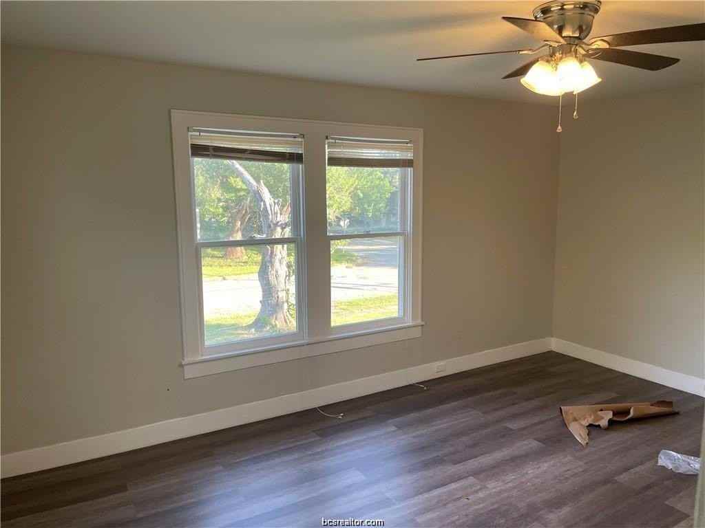 803 E Mcalpine St - Photo 2 of 7