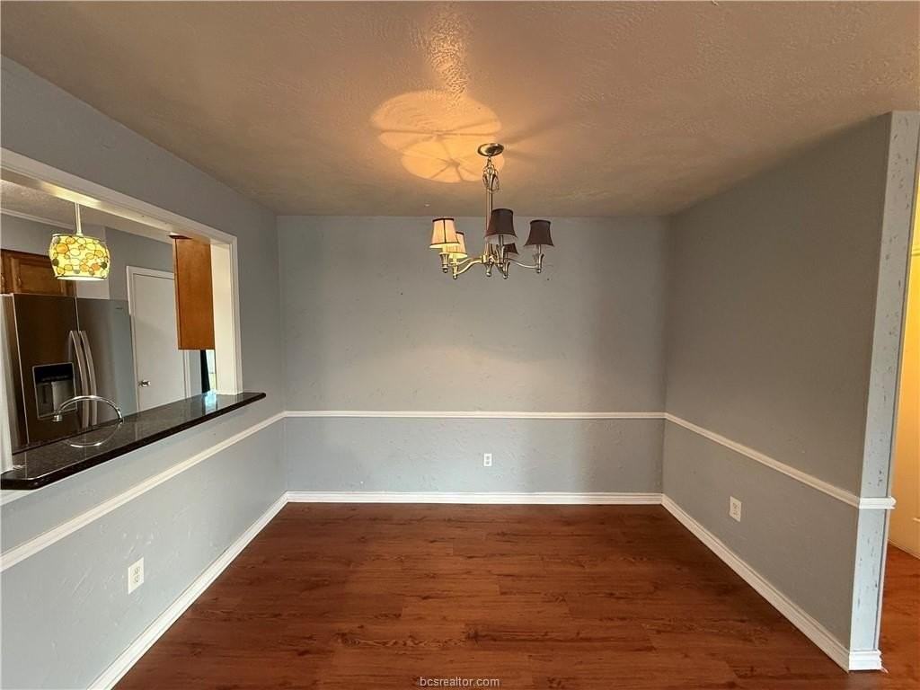 4001 Windfree Dr - Photo 4 of 20