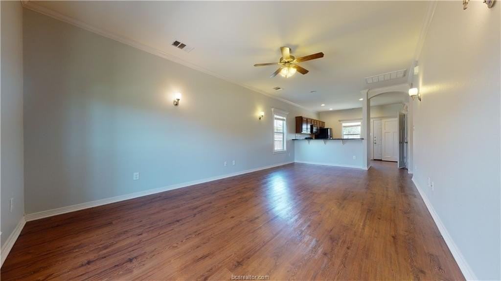 2501 Horse Shoe Dr - Photo 4 of 36