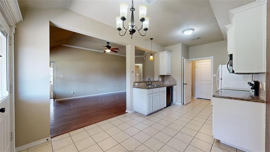 2814 Horseback Dr - Photo 6 of 29