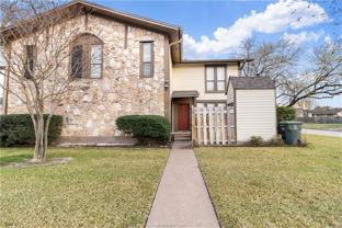 2411 De Lee St Apt 1 #Apt 1 - Photo 1 of 1