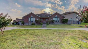 featured image of 1420 Western Oaks Ct