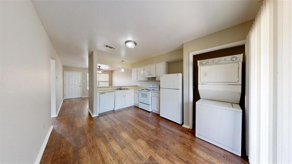 301 Manuel Dr Apt D - Photo 7 of 18