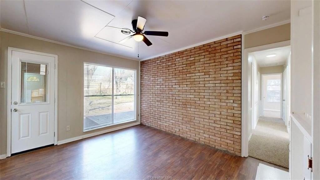 506 Clay St - Photo 3 of 32