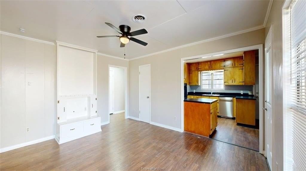 506 Clay St - Photo 4 of 32