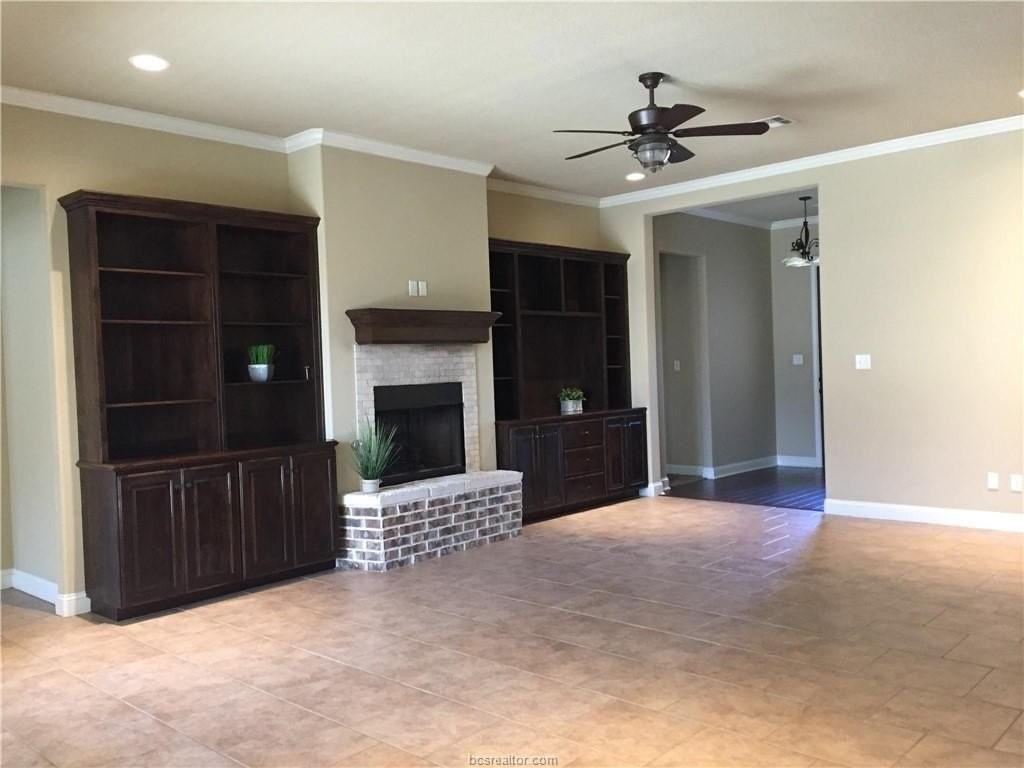 4006 Rocky Vista Dr - Photo 3 of 8