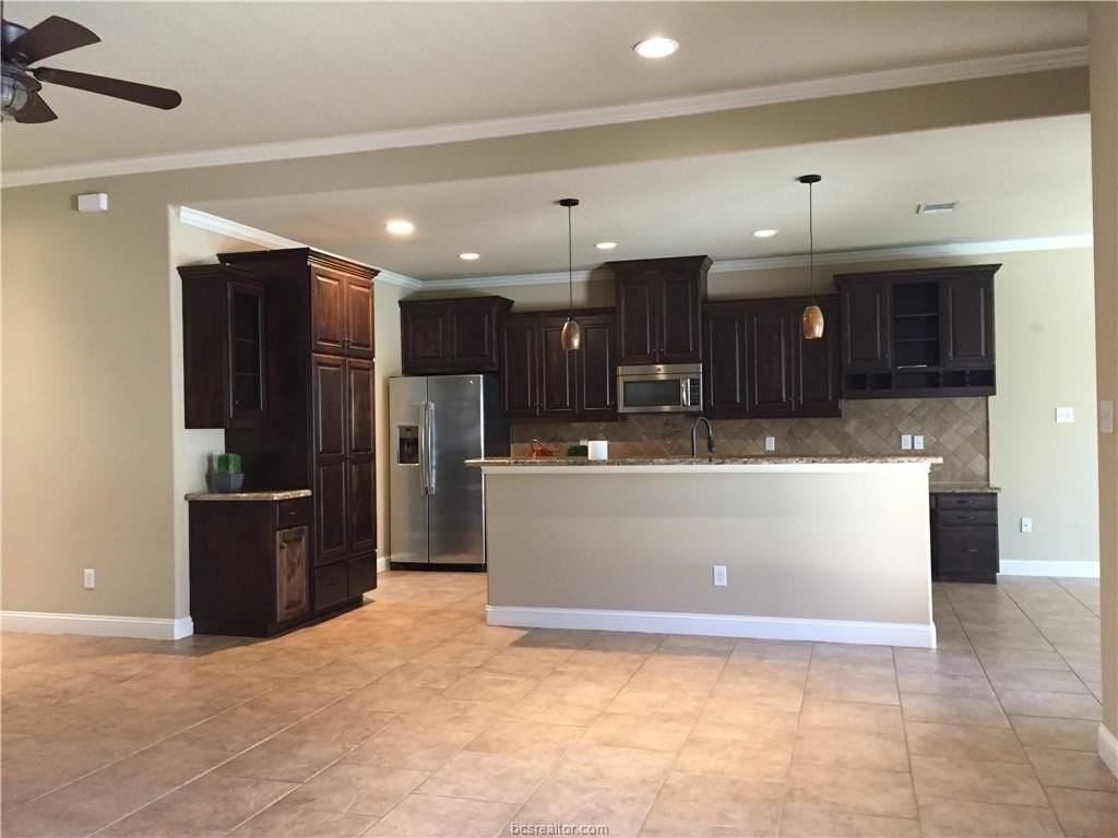 4006 Rocky Vista Dr - Photo 5 of 8