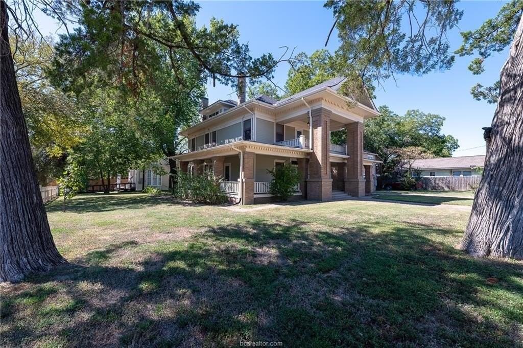 206 N Sims Ave - Photo 6 of 41