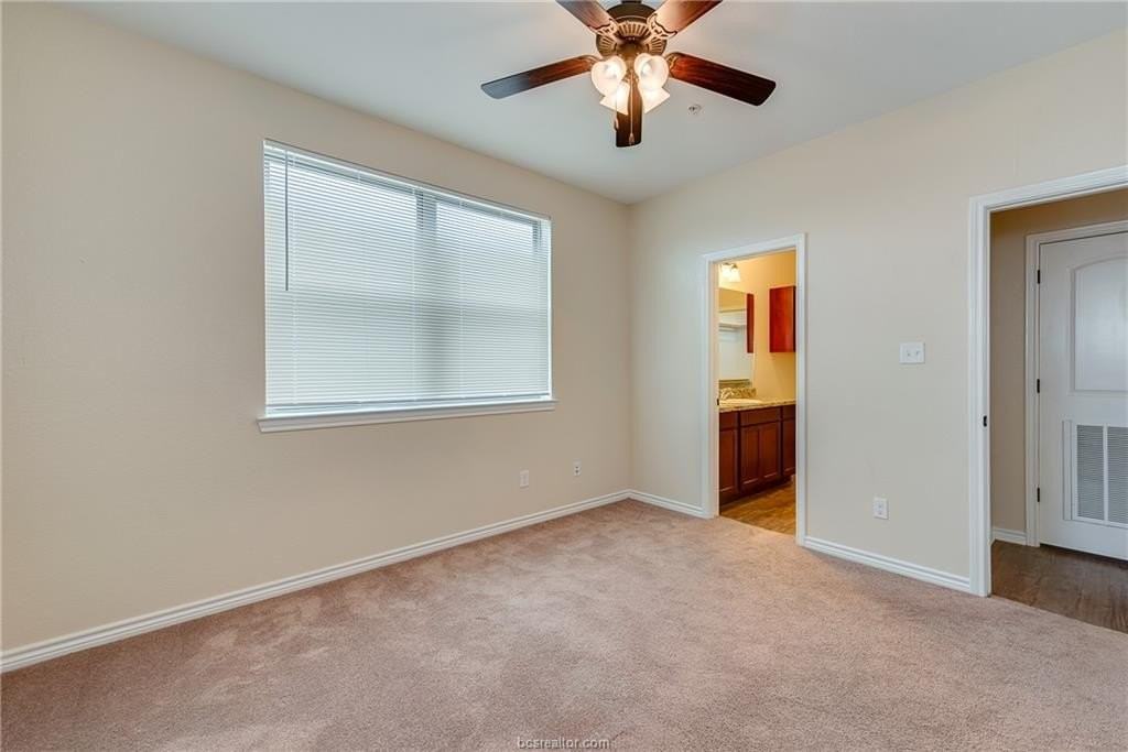 1915 Dartmouth St #4035 - Photo 5 of 13