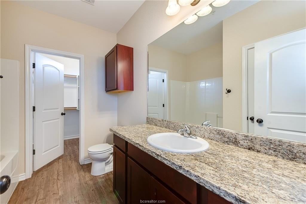 1915 Dartmouth St #4035 - Photo 6 of 13