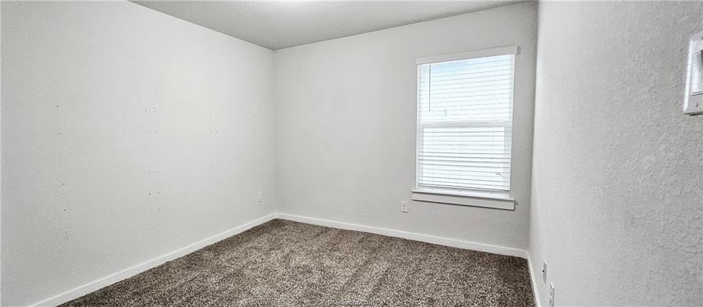 1120 Amistad Loop - Photo 7 of 11