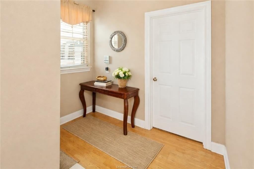 801 Luther St W Unit 1405 - Photo 4 of 13