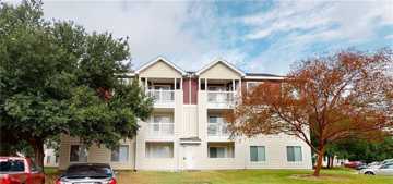 featured image of 523 Southwest Pkwy Apt 204